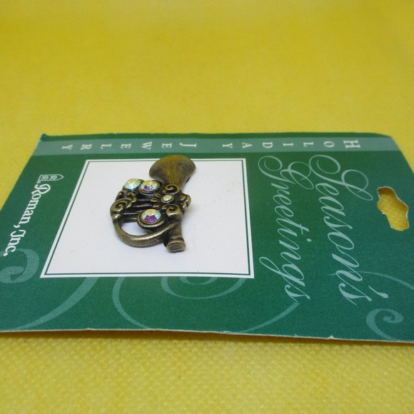 2002 Roman Inc. AB Rhinestone Trumpet Brooch Roman Inc Seasons Greetings Holiday - Picture 10 of 12